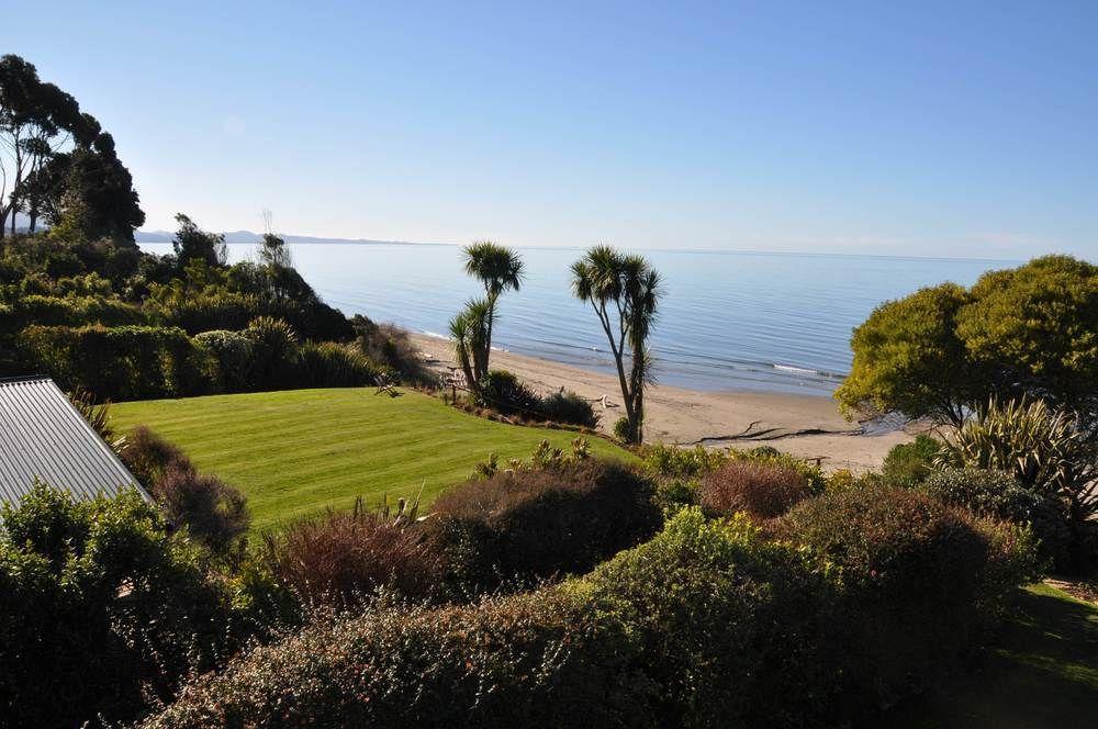 Adrift In Golden Bay- Absolute Beachfront Villas (Adults Only) Collingwood Exterior foto